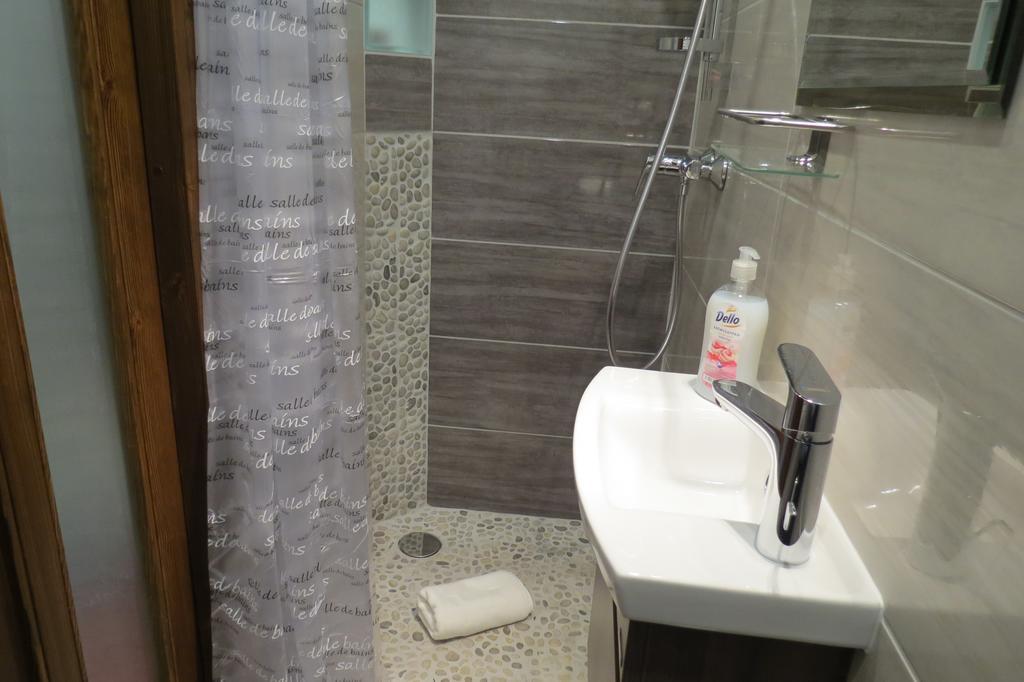 Titi Classic & Trendy Apartman Bük Oda fotoğraf